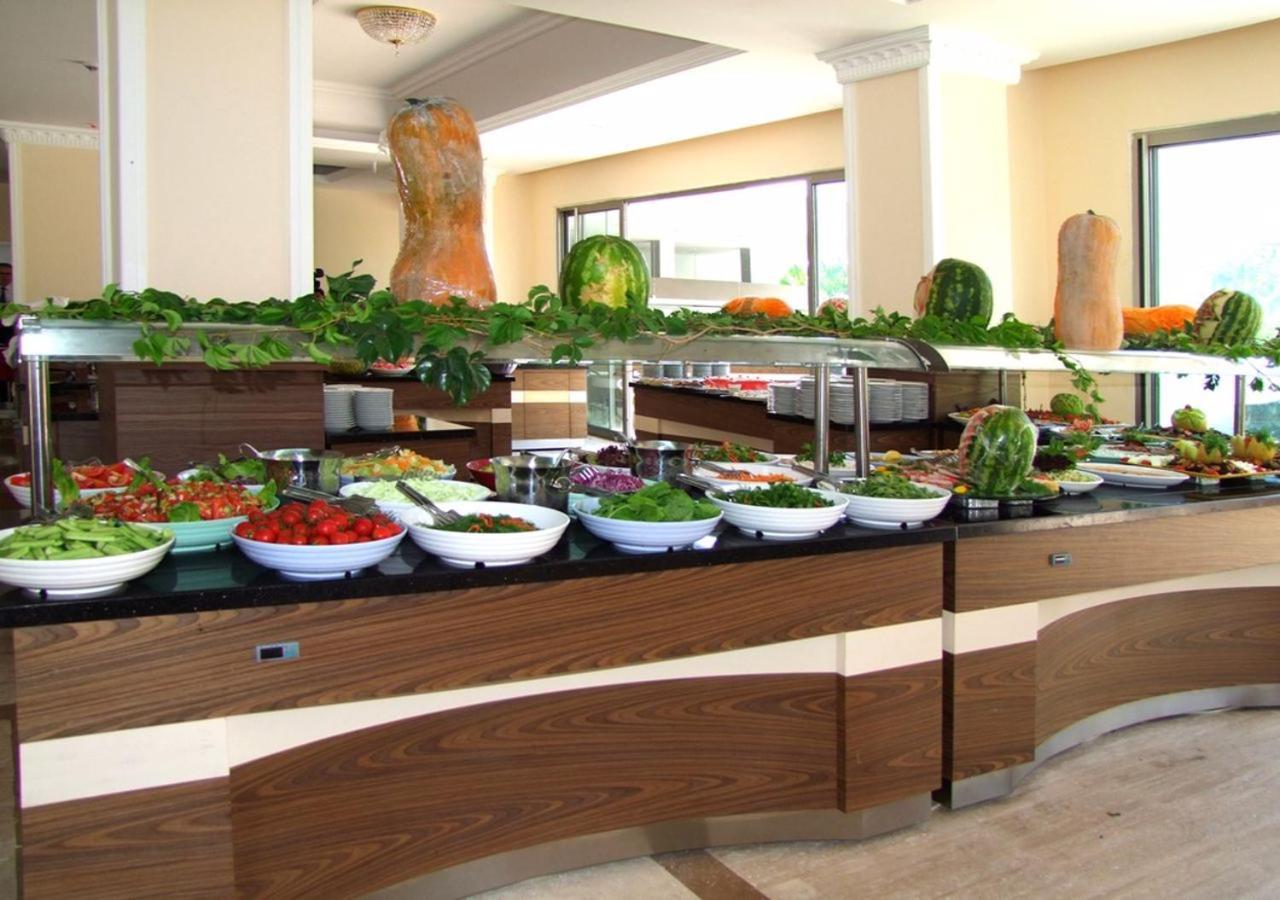Golden Sunset Hotel&Spa Kemer Exterior photo A salad bar