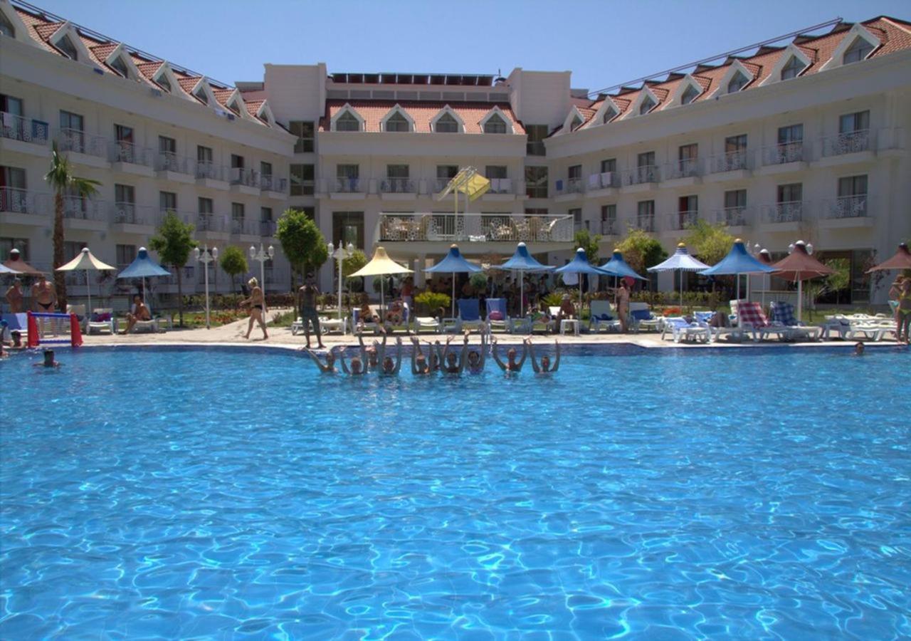 Golden Sunset Hotel&Spa Kemer Exterior photo A swimming pool at a hotel in Turkey